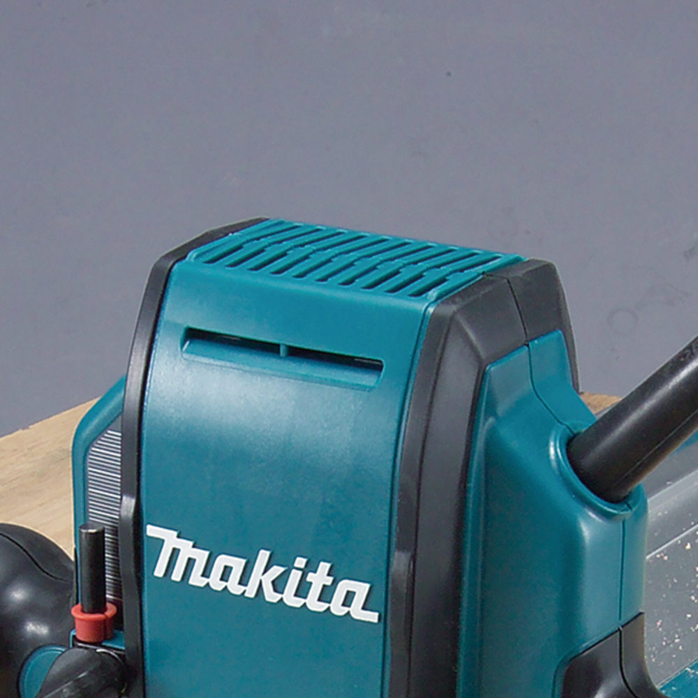 Фрезер электрический Makita RP0900K  900 Вт, 8 мм, 27000 об/мин
