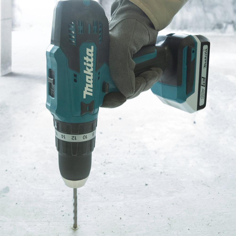 Ударная дрель-шуруповерт аккумуляторная Makita HP488DWAE G-серия 18В, 2х2.0 Ач, 42 Нм, 1400 об/мин