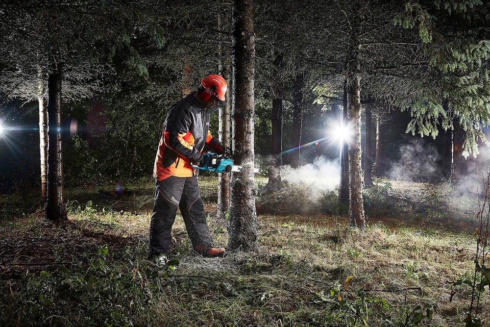 Пила цепная аккумуляторная Makita DUC353Z LXT 18В X2, 20 м/с, 35 см, без акб и ЗУ