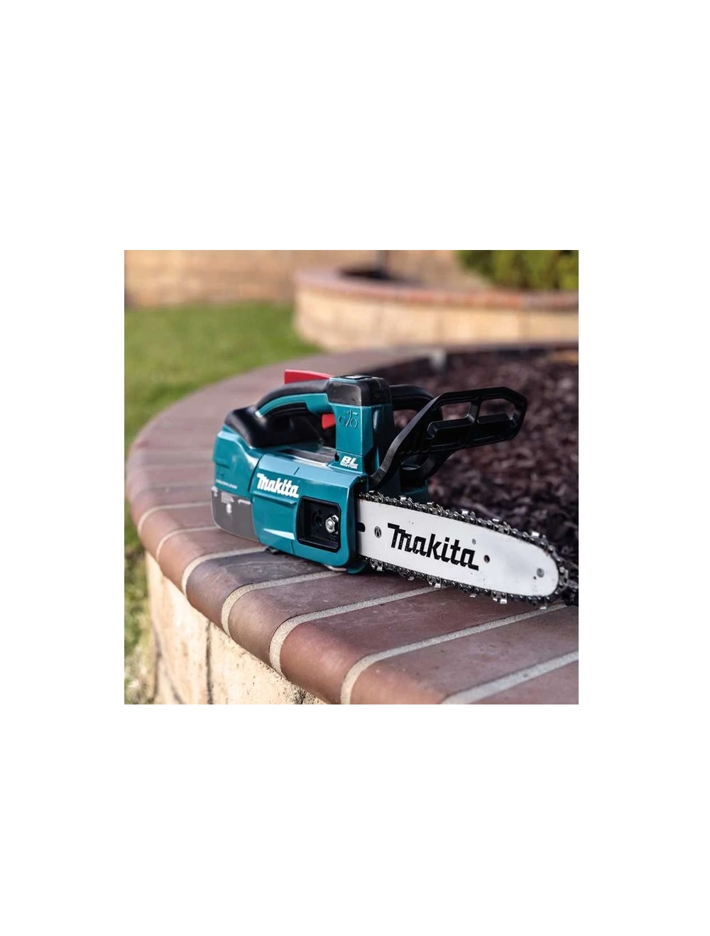 Пила цепная аккумуляторная Makita DUC204RF LXT BL 18В, 570Вт, 8"/20см, 3/8", 1,1мм, 24м/с, XPT (BL1830B, DC18RC)