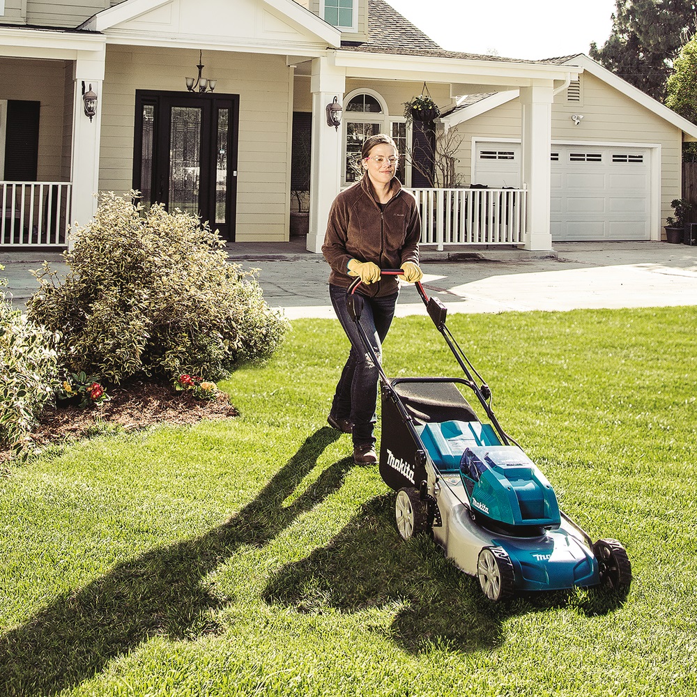Газонокосилка аккумуляторная Makita DLM460PT2 LXT BL 2х18В, металлическая дека 46 см, травосбор 50 л, 3в1, BL1850Bx2 ш, без ЗУ