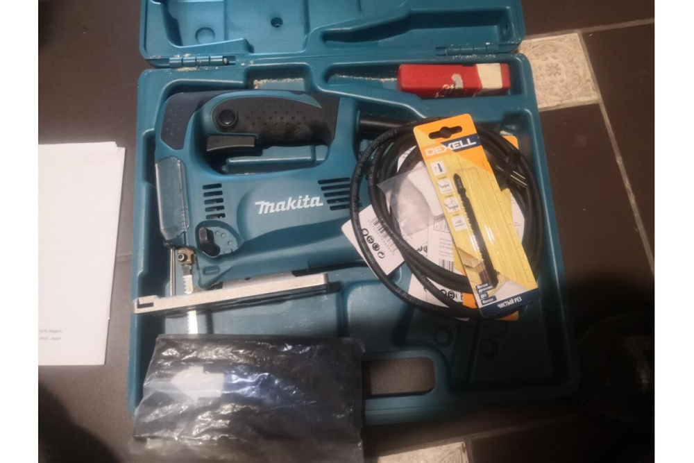 Лобзик электрический Makita 4329KX1 450 Вт, 65 мм, 500-3100 об/мин, набор A-86898