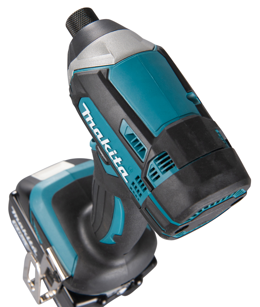 Аккумуляторный ударный шуруповерт Makita DTD152Z LXT 18В, 1/4\", 165 Нм, 0 – 2 900 об/мин, без акб и З/У