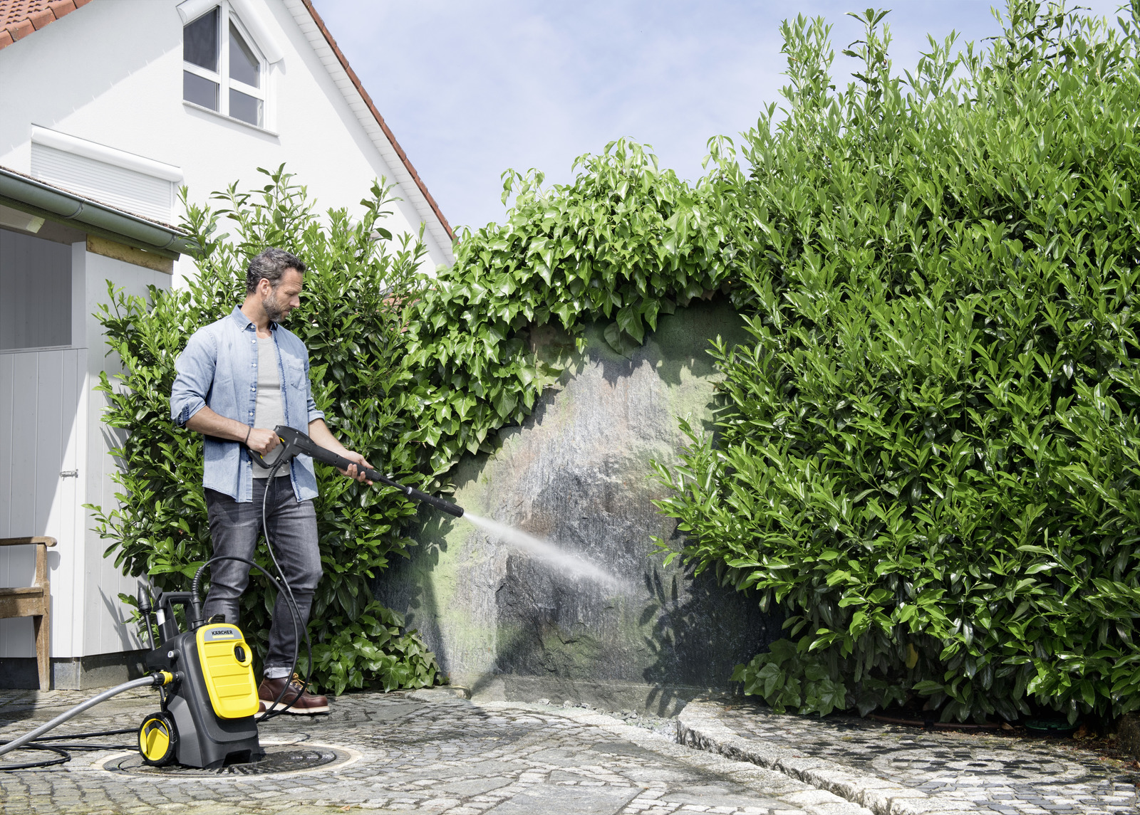 Аппарат высокого давления Karcher K 5 Compact Home