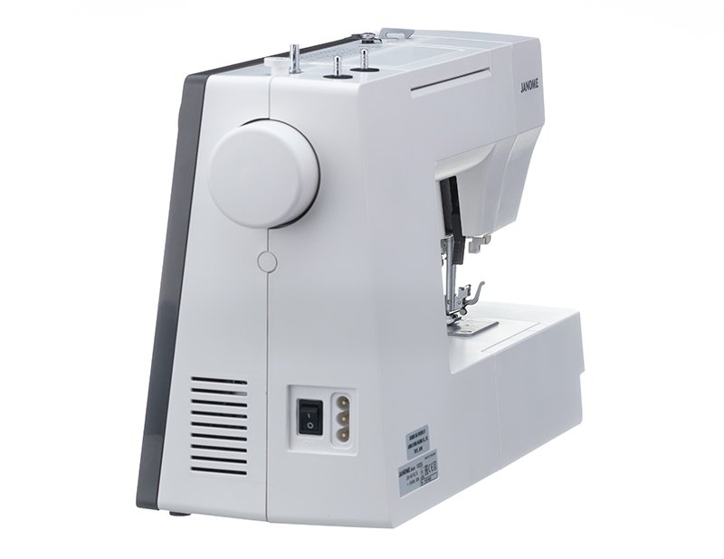 Электромеханическая швейная машина Janome 1522DG