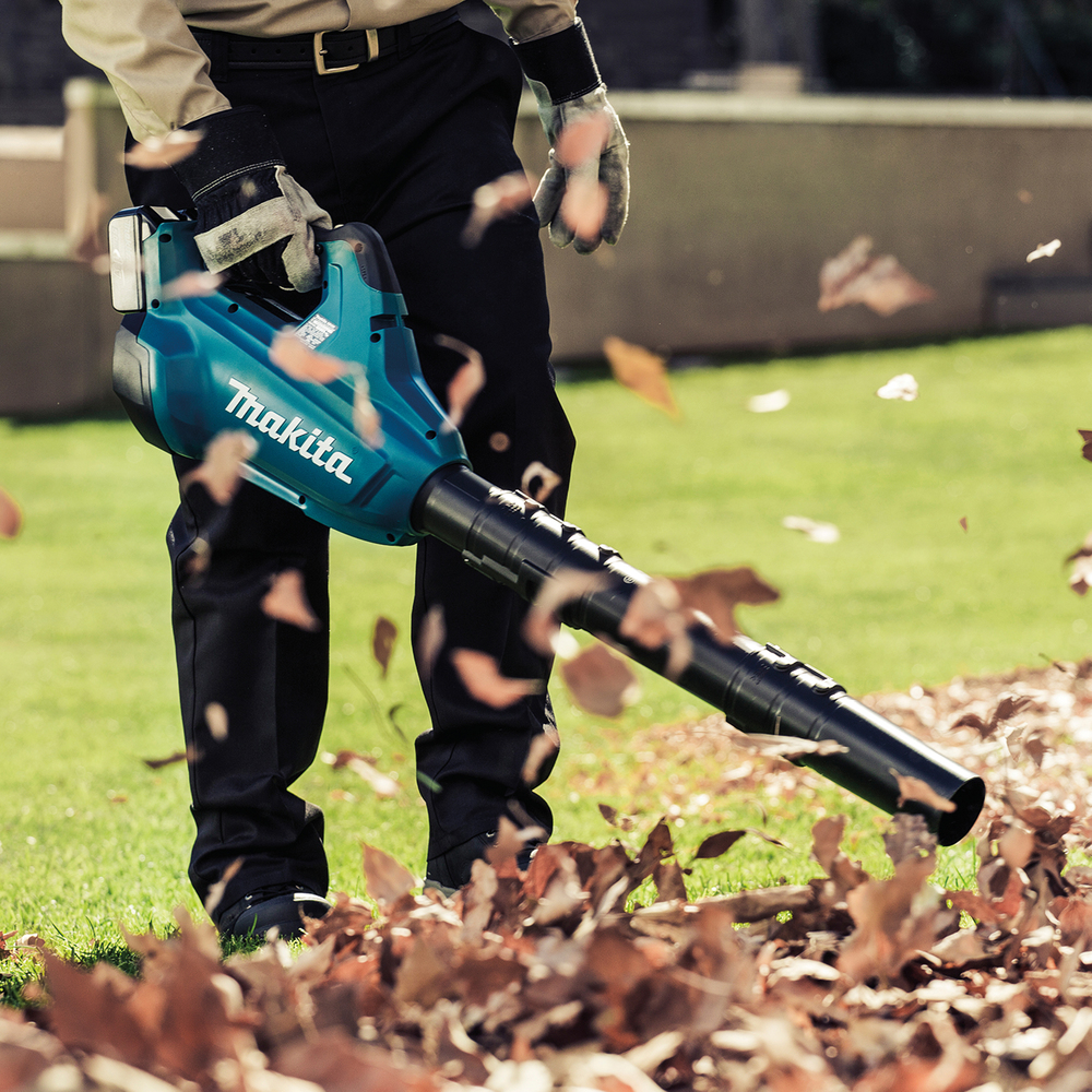 Аккумуляторная воздуходувка Makita LXT DUB362Z 18В X2, 54 м/с, 13,4 м2/мин, без акк. и З/У