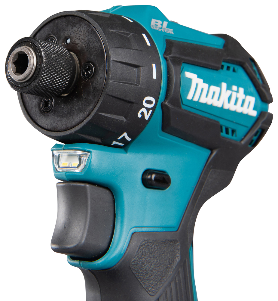 Дрель-шуруповерт аккумуляторная Makita DDF083RFE LXT 18В, 40 Нм, 1700 об/мин