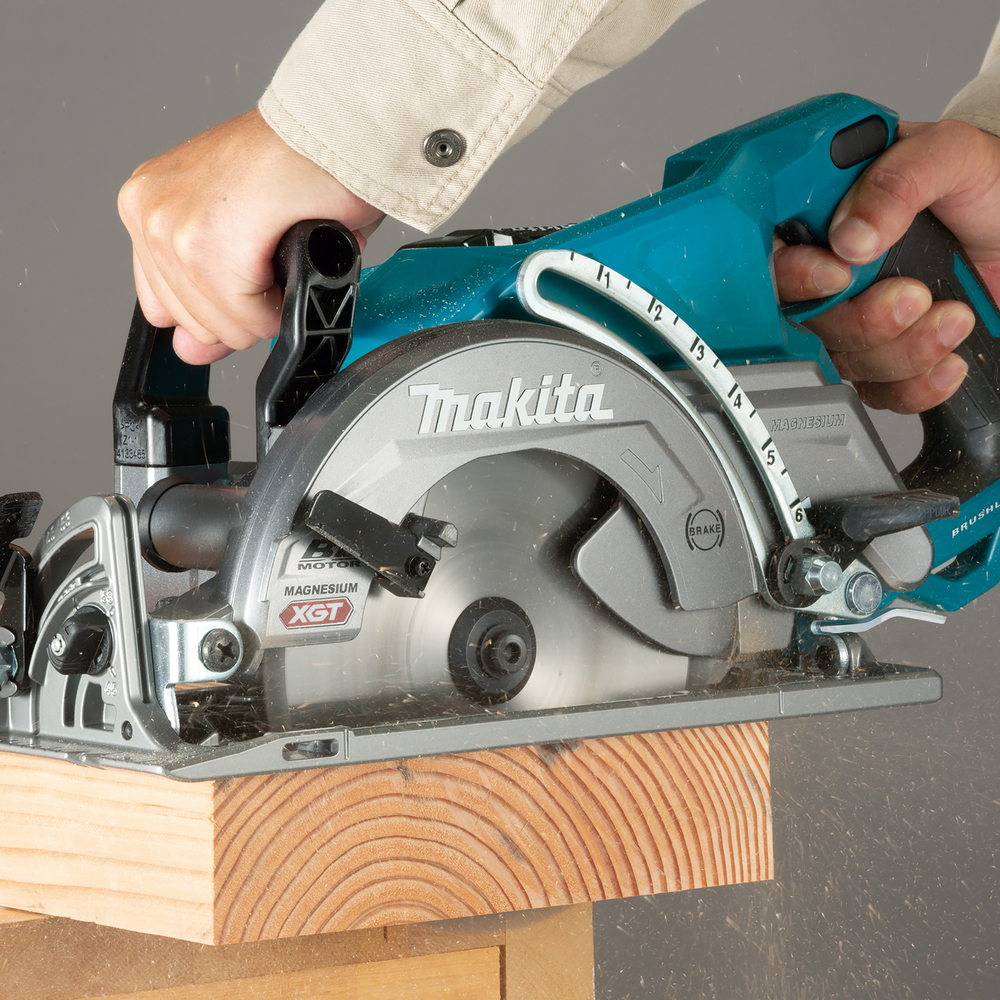 Пила дисковая аккумуляторная с задней рукояткой Makita RS001GZ XGT 40В, 185 мм, 6400 об/мин, без акб и ЗУ