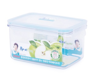 Тритановый контейнер с замками TR-06RT 900 мл