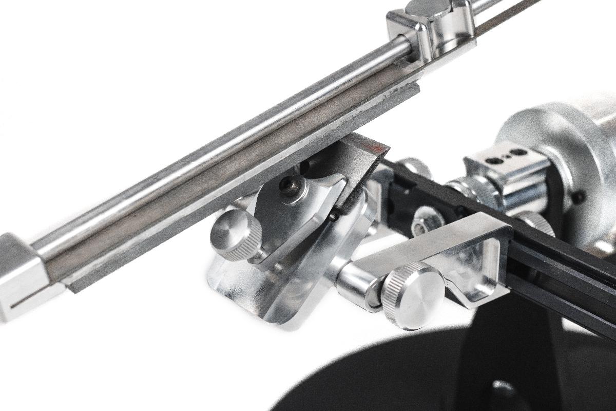 ЗАЖИМ TSPROF УНИВЕРСАЛЬНЫЙ СТОЛИК, МАЛЫЙ