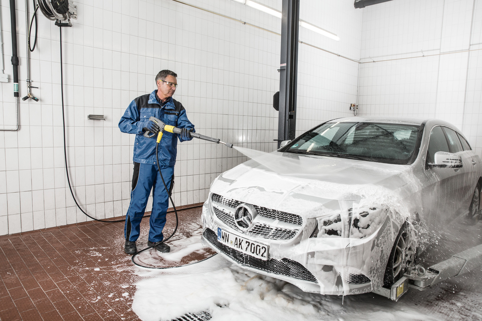 Аппарат высокого давления с подогревом воды Karcher HDS 10/20-4 M *EU-I
