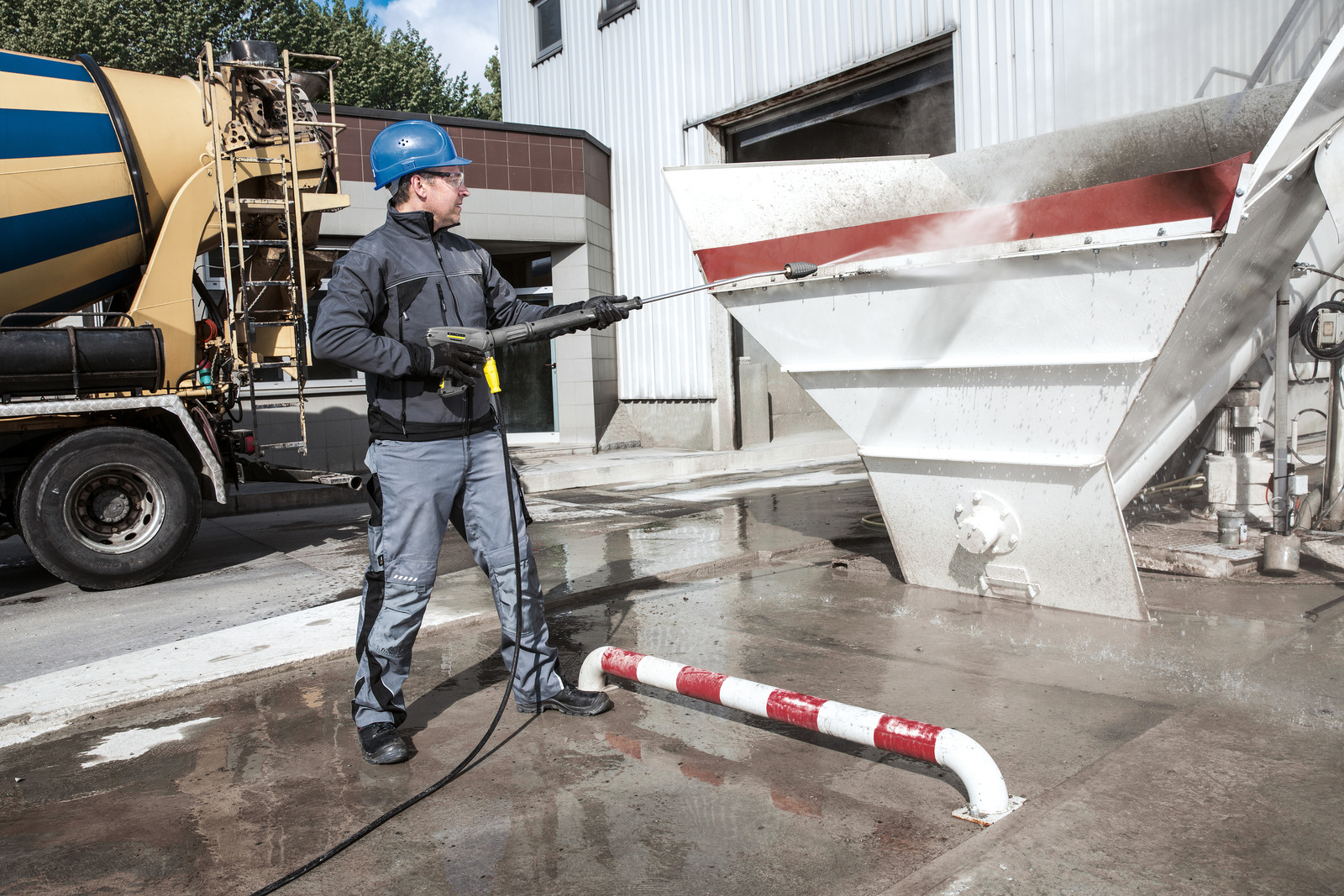 Аппарат высокого давления с подогревом воды Karcher HDS 8/18-4 C Classic *EU-I
