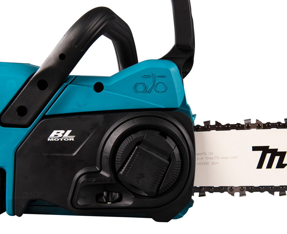 Пила цепная аккумуляторная Makita DUC307Z LXT BL 18В, 610 Вт, 12"/30 см, 3/8", 1,1 мм, 8 м/с, XPT, без акб и ЗУ