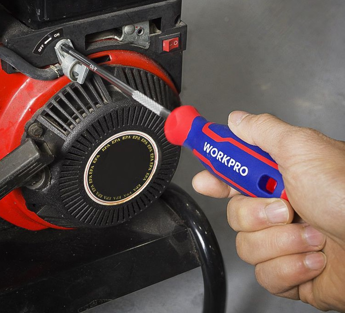 Отвертка  шлицевая 5,5х100 мм CR-V WORKPRO