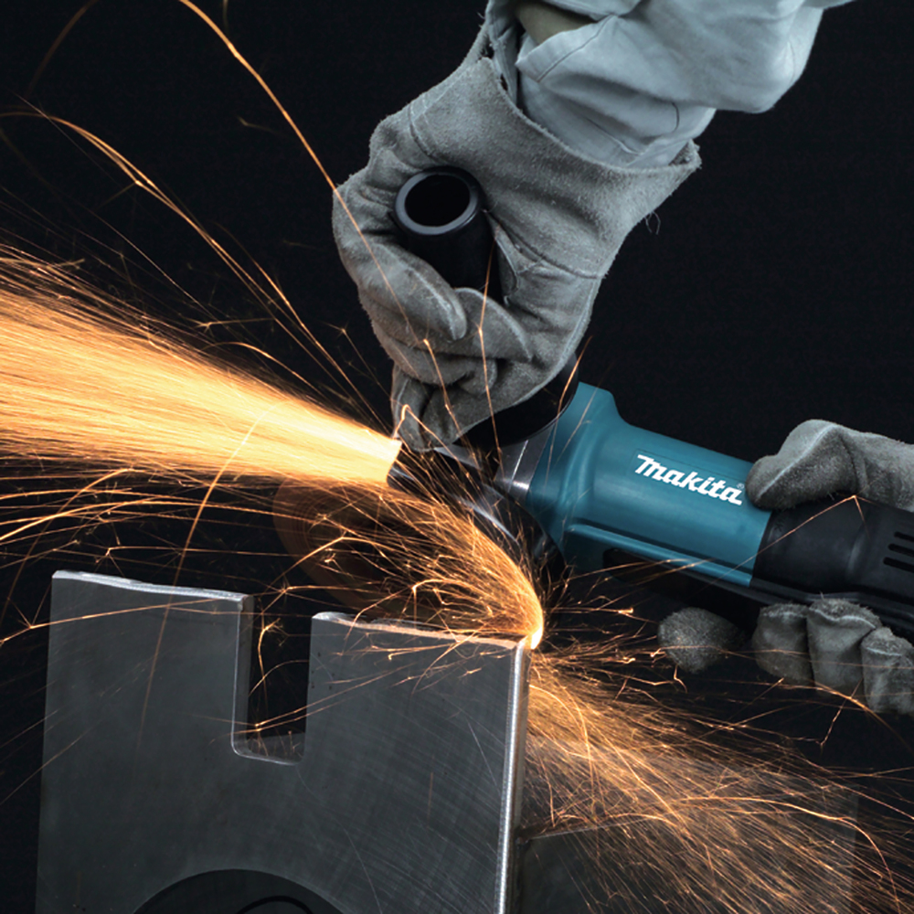 Угловая шлифовальная машина электрическая Makita 9558HPG 840 Вт, 125 мм, 11000 об/мин