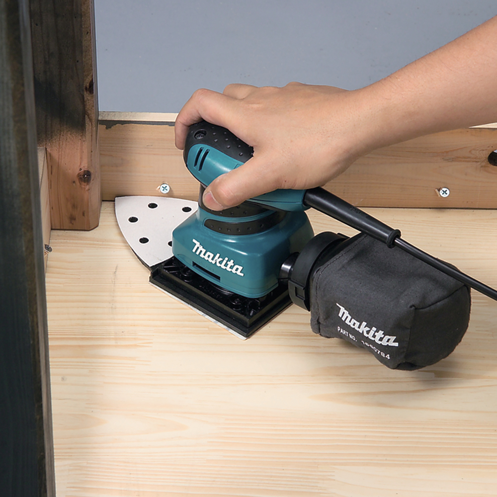 Вибрационная шлифовальная машина электрическая Makita BO4565 200 Вт, 112х102, 114x102 мм, 14000 об/мин