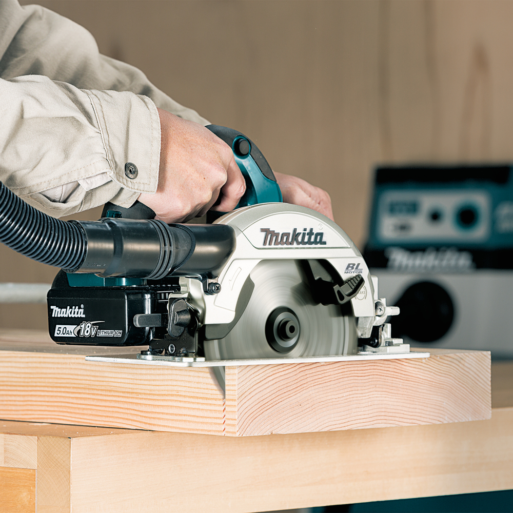 Пила дисковая аккумуляторная Makita DHS660Z LXT 18В, 165 мм, 5000 об/мин, без акб и ЗУ