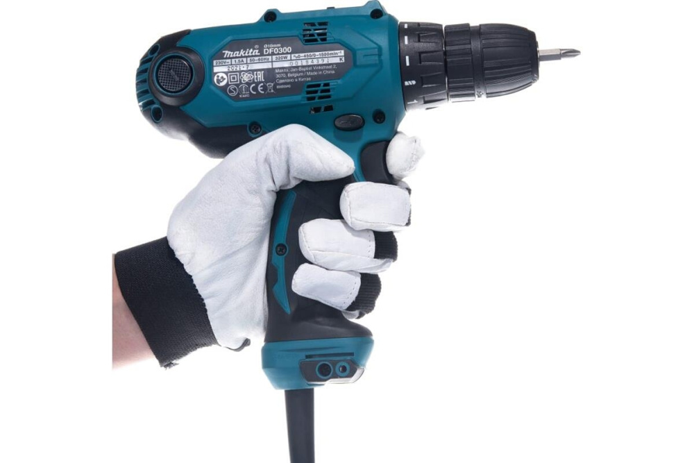 Дрель-шуруповерт Makita DF0300X3 10 мм,320Вт,1500/450об/мин.,БЗП,56/21Нм,2скор,20 пол.+ набор бит 10 шт. D-65028