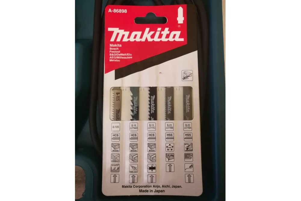Лобзик электрический Makita 4329KX1 450 Вт, 65 мм, 500-3100 об/мин, набор A-86898