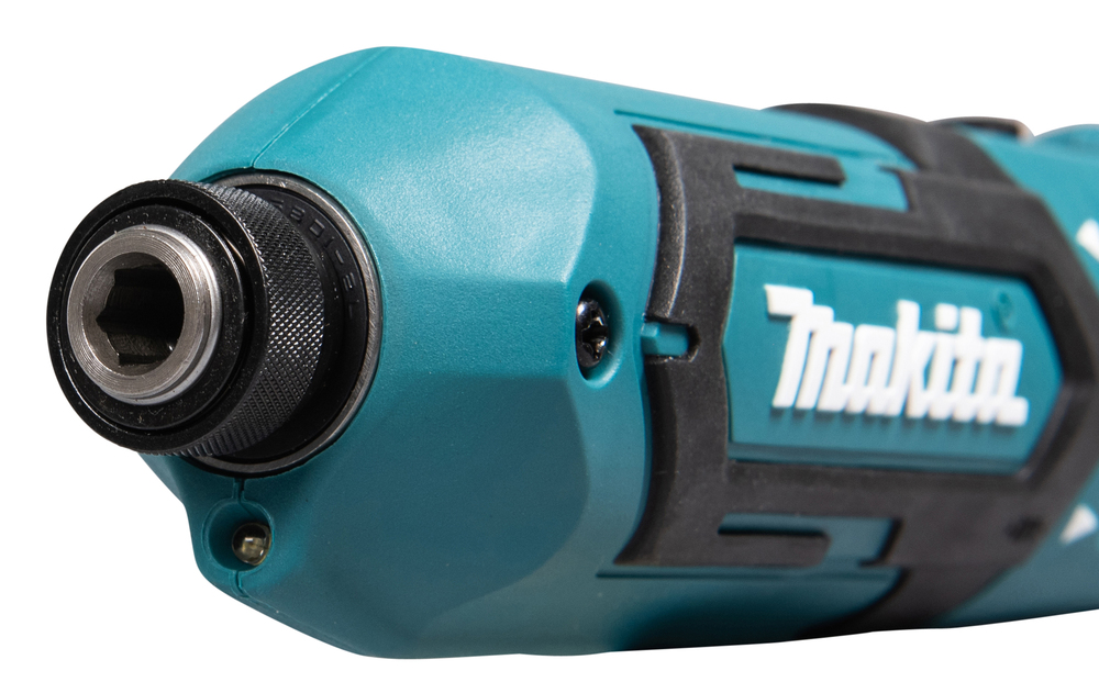 Отвертка аккумуляторная Makita TD022DSE 7.2В, 2х1.0 Ач, 25 Нм, 2450 об/мин