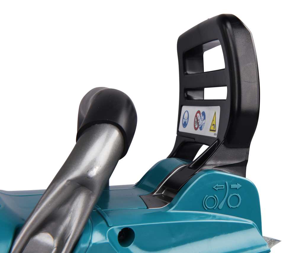 Пила цепная аккумуляторная Makita UC011GZ XGT 40v MAX, 1600 Вт, 14"/35 см, 3/8", 1,3 мм, 25,5 м/с, инстр., BL, WG, без акб и ЗУ