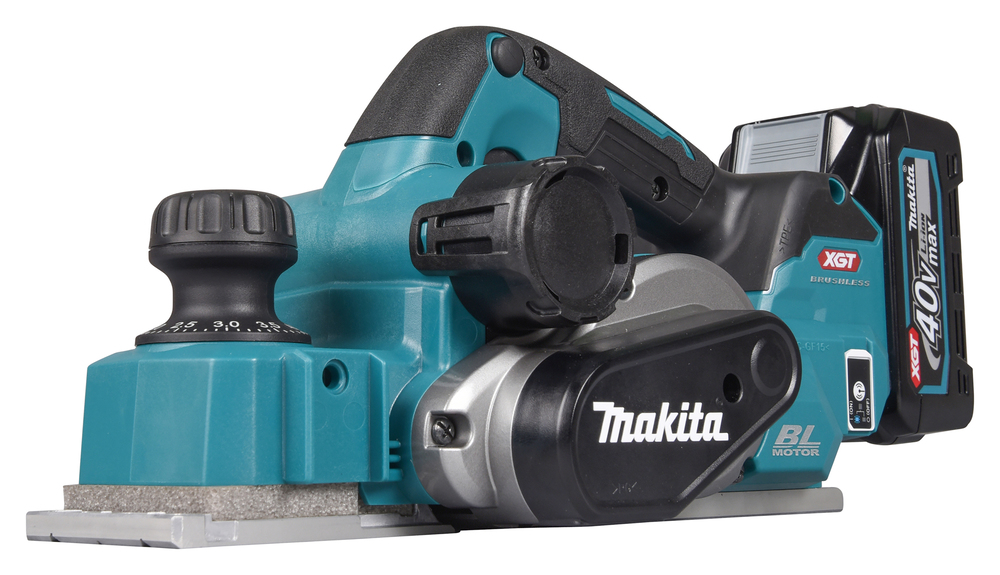 Рубанок аккумуляторный  Makita KP001GZ б\щет, 40В, XGT, 15000 об\м, ширина 82 мм, глуб. 4 мм, 3.7 кг, XPT, AWS, без акб и ЗУ