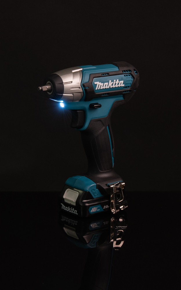 Гайковерт ударный аккумуляторный Makita TW060DZ CXT 10.8В, 1/4\", 60 Нм, 0 – 2600 об/мин, без акб и ЗУ