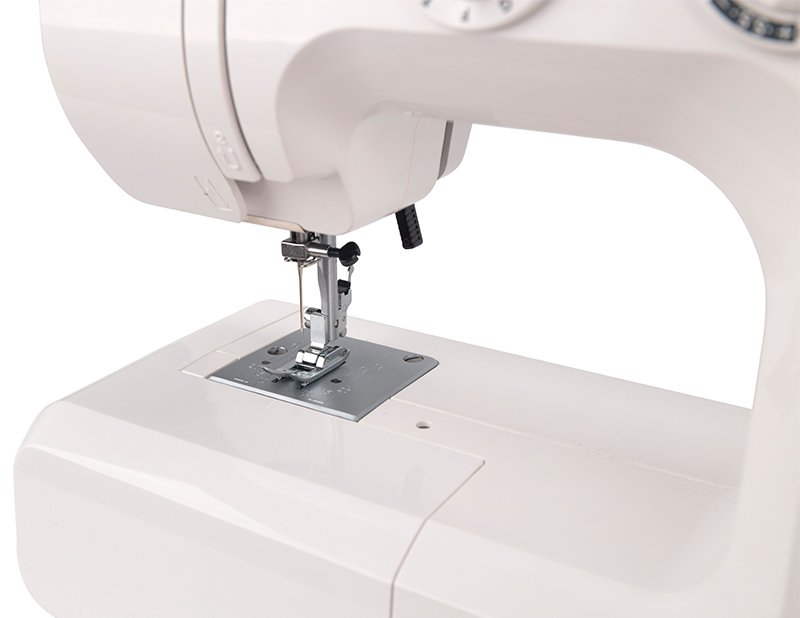 Электромеханическая швейная машина Janome MX 55