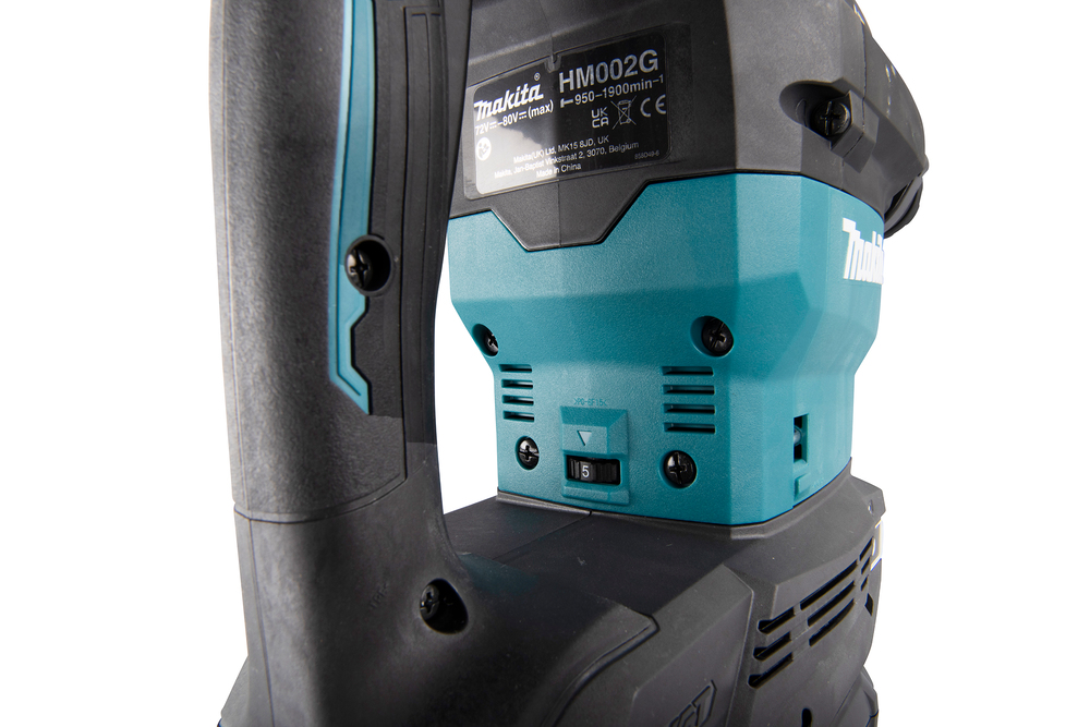 Отбойный молоток аккумуляторный Makita HM002GZ03 XGT 80 В, 20,9 Дж, SDS-MAX, без акб и ЗУ
