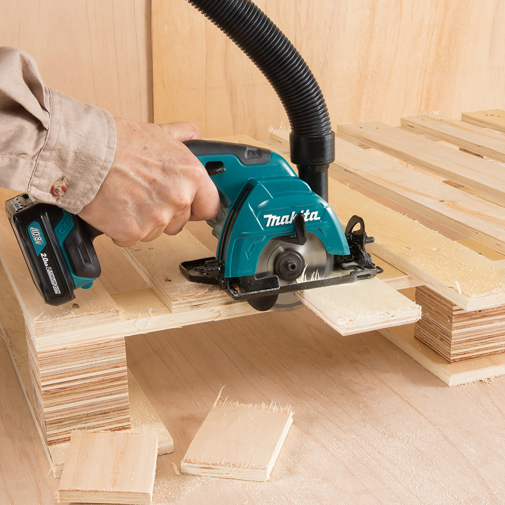 Пила дисковая аккумуляторная Makita HS301DWAE CXT 12В, 1500 об/мин, 85 мм