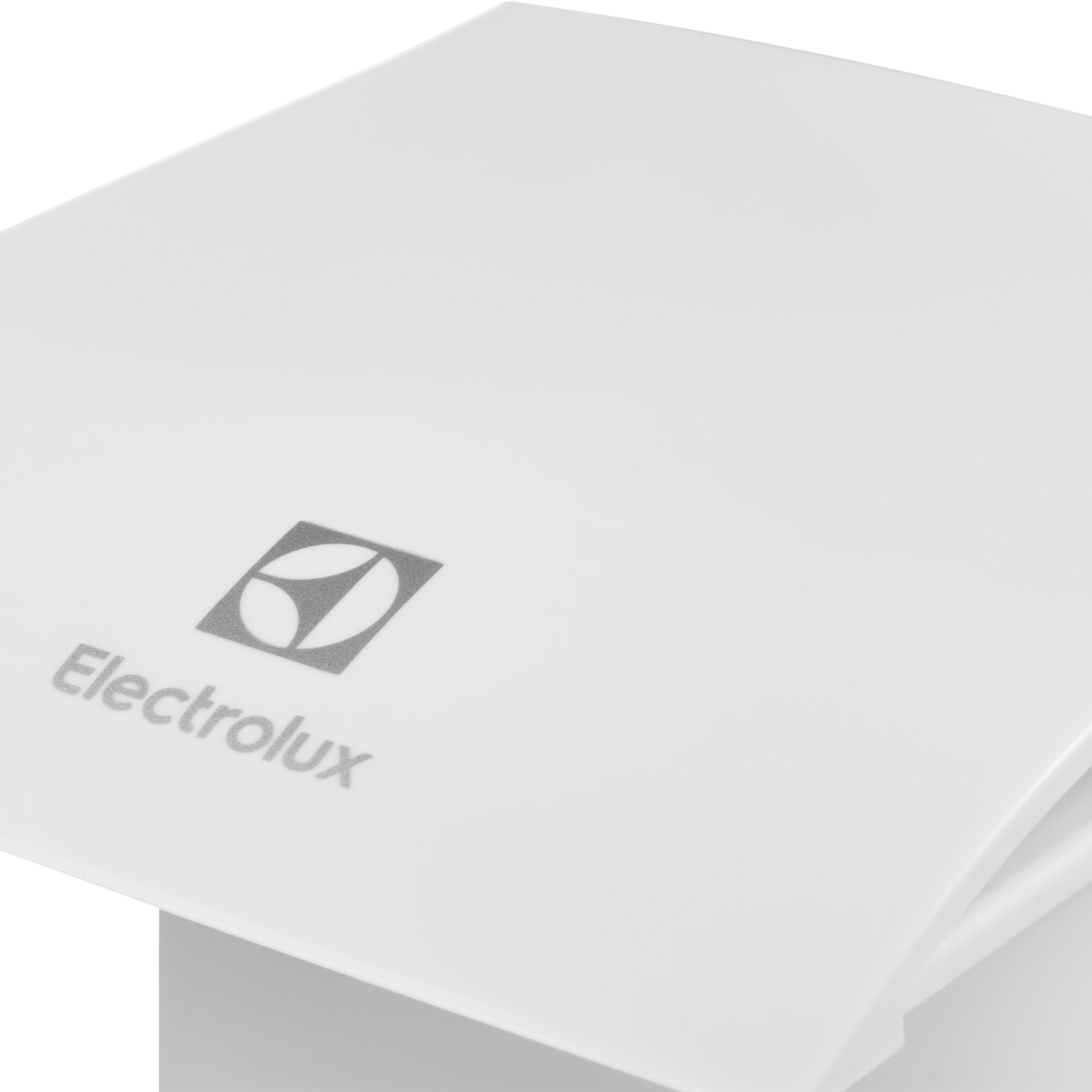 Вентилятор вытяжной Electrolux серии Magic EAFM-100TH с таймером и гигростатом