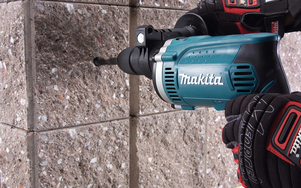 Дрель ударная электрическая Makita HP1631 710 Вт, БЗП-13 мм, 0 - 3200 об/мин