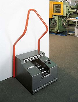 Машинка для чистки обуви HEUTE Solamat 90